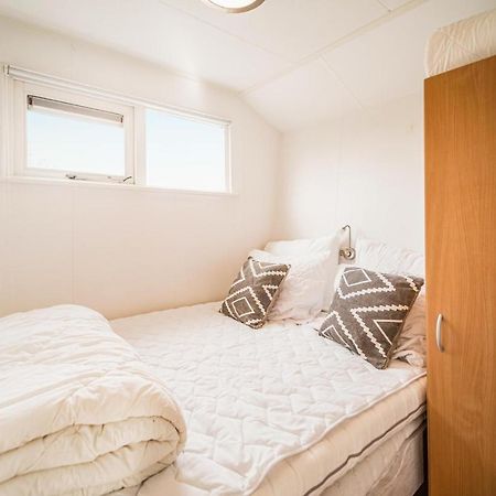 3 Bedroom Pet Friendly Home In Tzummarum Bagian luar foto