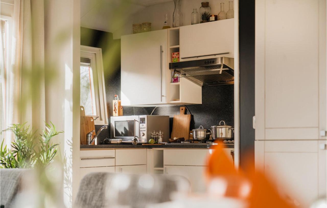3 Bedroom Pet Friendly Home In Tzummarum Bagian luar foto